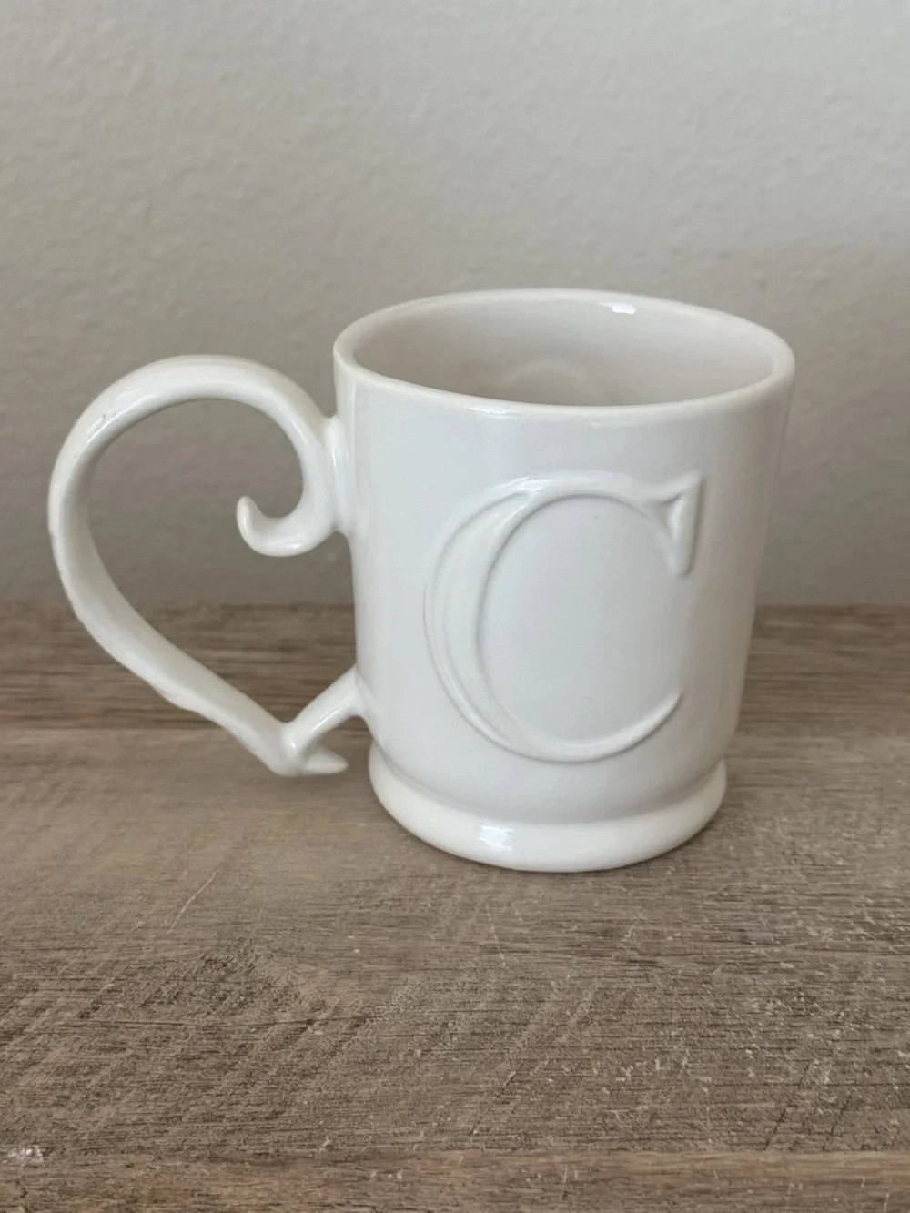Pottery Barn A-Z Mugs Letter Initial Monogram 'C'  1/ Coffee Cup